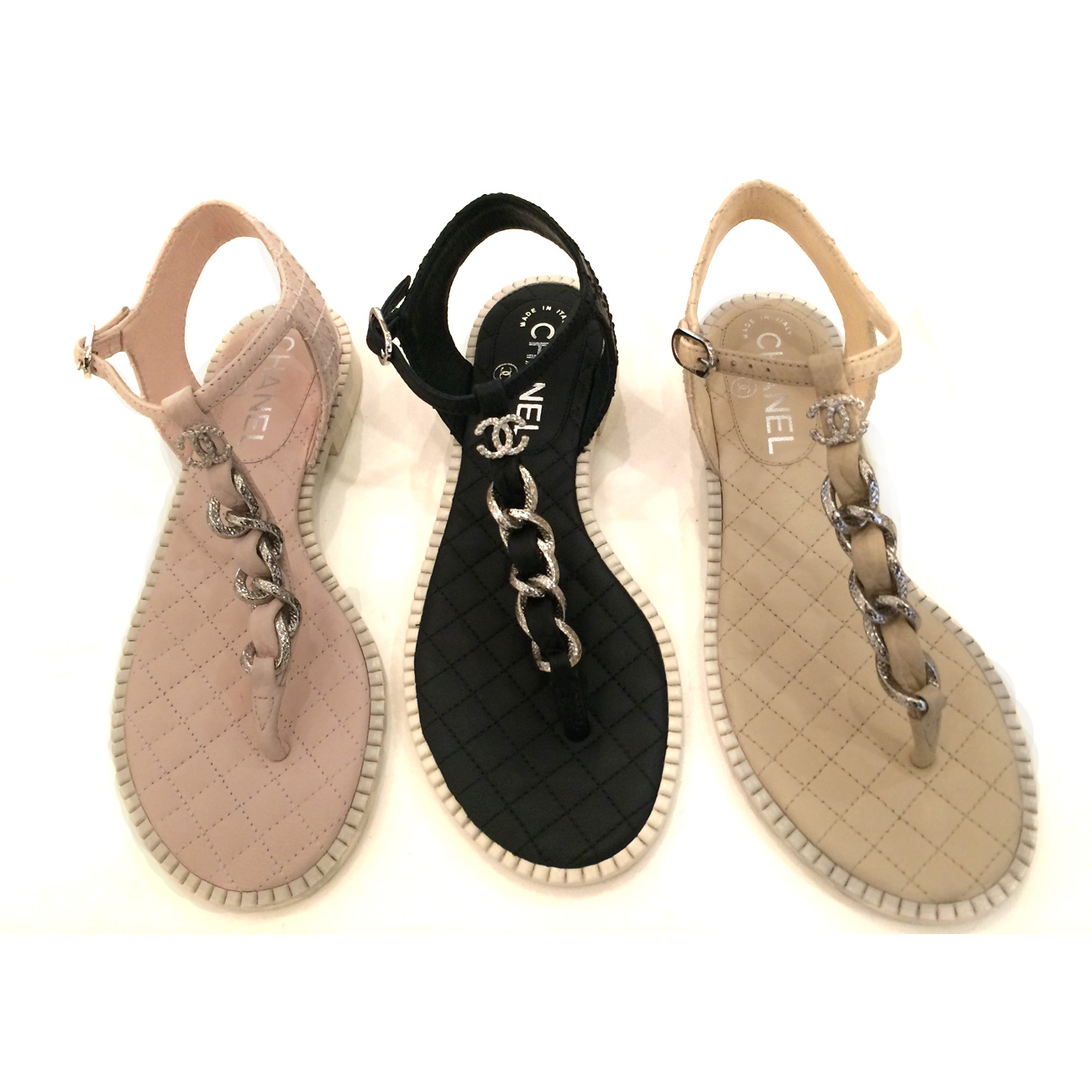 lys s Gamle tider Medarbejder Brands :: Chanel :: Shoes :: CHANEL 2015 SS CC Chain Flat Thong Sandals /  New / 100% Authentic