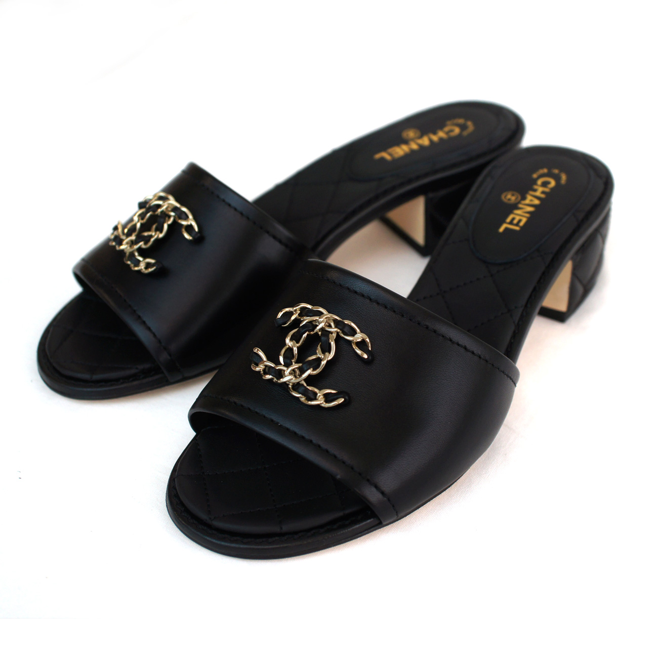 Top 67+ imagen womens chanel slippers - Abzlocal.mx